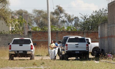 Hallan cinco cadáveres dentro de una camioneta en el estado mexicano de Guanajuato
