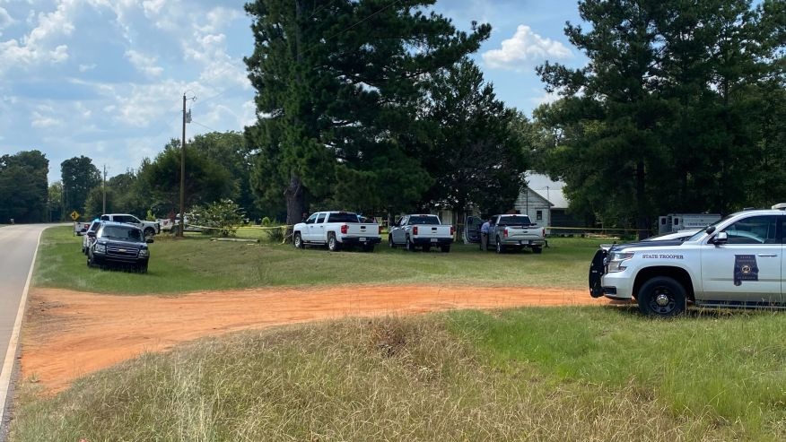 Un hombre de Alabama muere después de recibir un disparo de los agentes