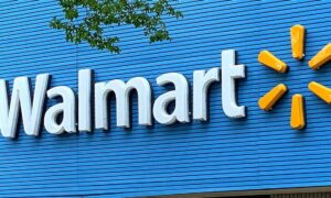 Walmart ofrece una tarjeta de regalo de $5 luego de sobrecargo del impuesto sobre las ventas