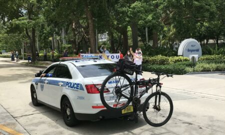 Acusan a 17 policías de Florida de fraude tras recibir ayudas del Gobierno por la covid-19