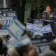 Organizaciones reclaman a la gobernadora de Nueva York que extienda el derecho a vivienda