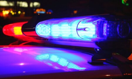 Policía de Birmingham investiga un homicidio después que una mujer fuera encontrada muerta en un coche
