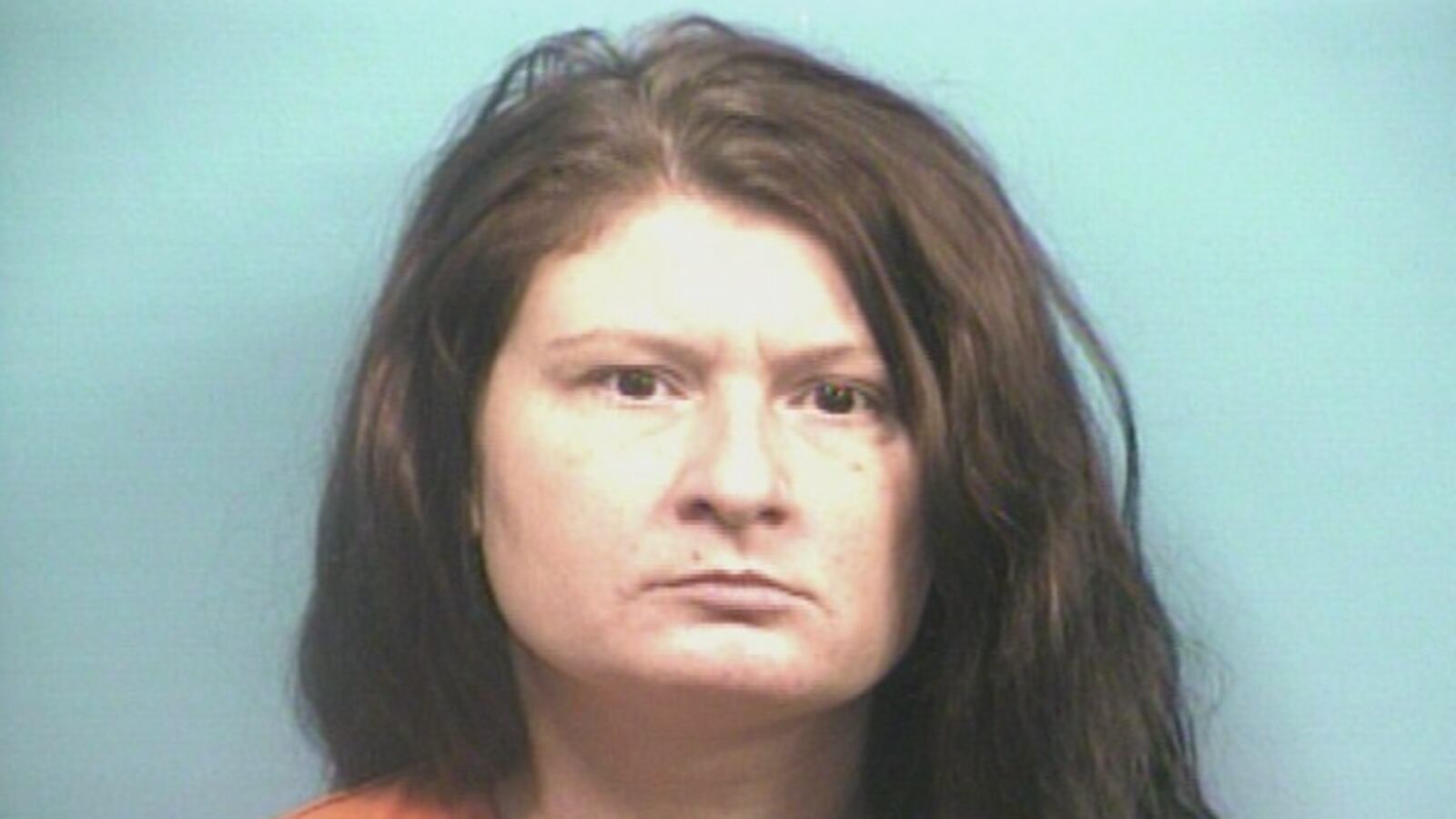 Arrestan a una mujer acusada de robar casi $200 mil de Arc del condado de Shelby