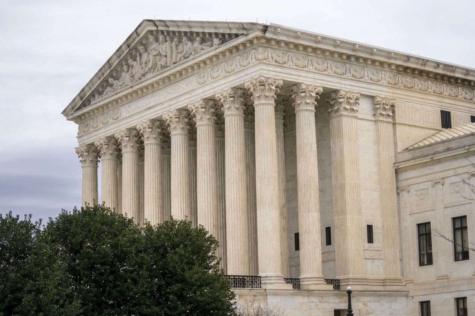 El Supremo de EE.UU. publica su primer código ético tras varias polémicas de sus jueces
