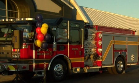 Northport recibe un nuevo camión de bomberos
