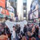 San Valentín en Times Square: bodas, pedidas de mano y renovación de votos de amor eterno