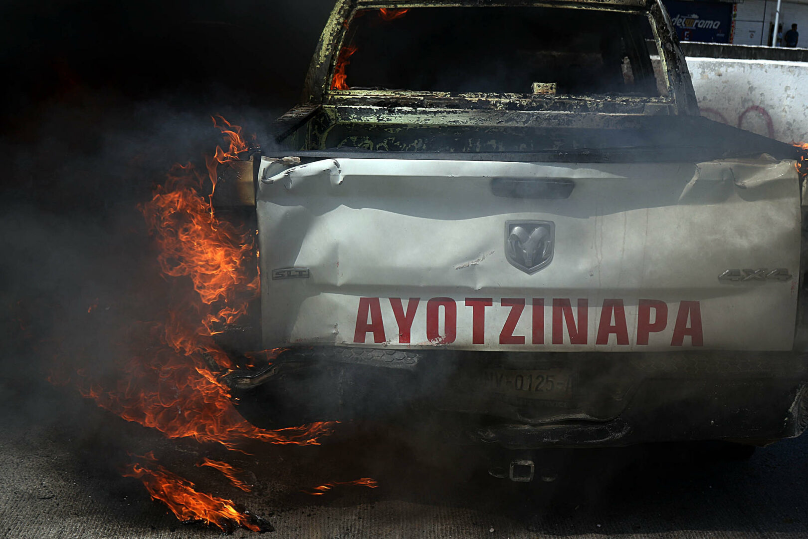 Destituyen a tres funcionarios de Guerrero tras asesinato de estudiante de Ayotzinapa