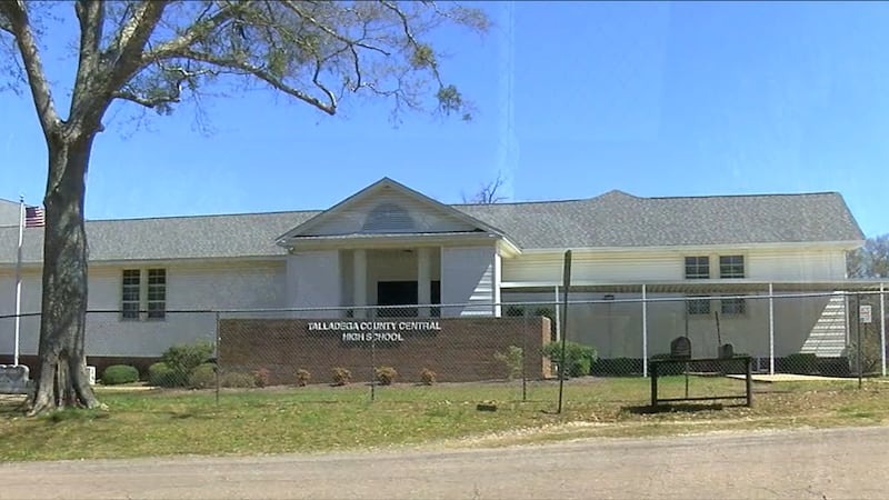 La escuela secundaria central del condado de Talladega cerrará al final del año escolar