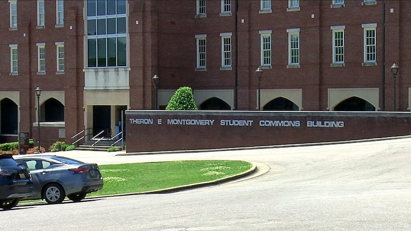 La Universidad Estatal de Jacksonville recibe una subvención para servir a la comunidad militar